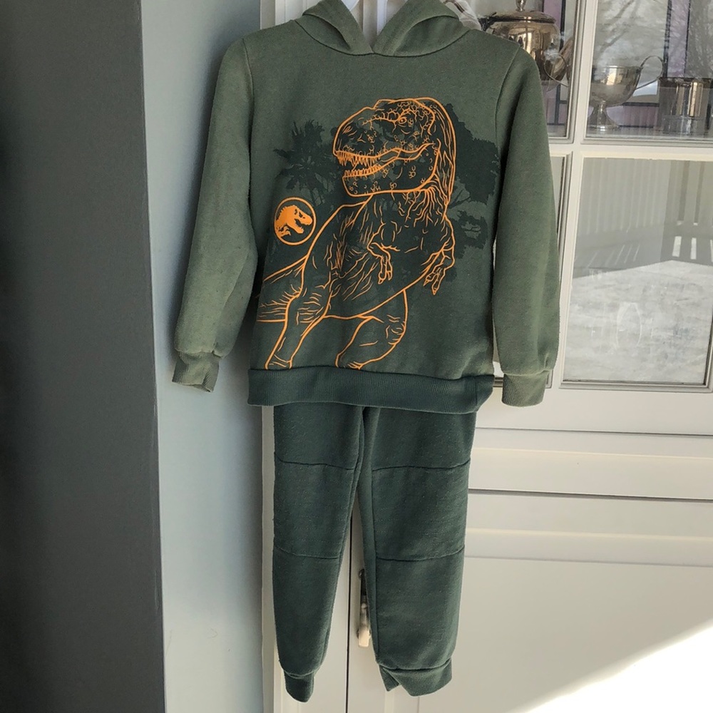 Jurassic World 4T Sweatsuit